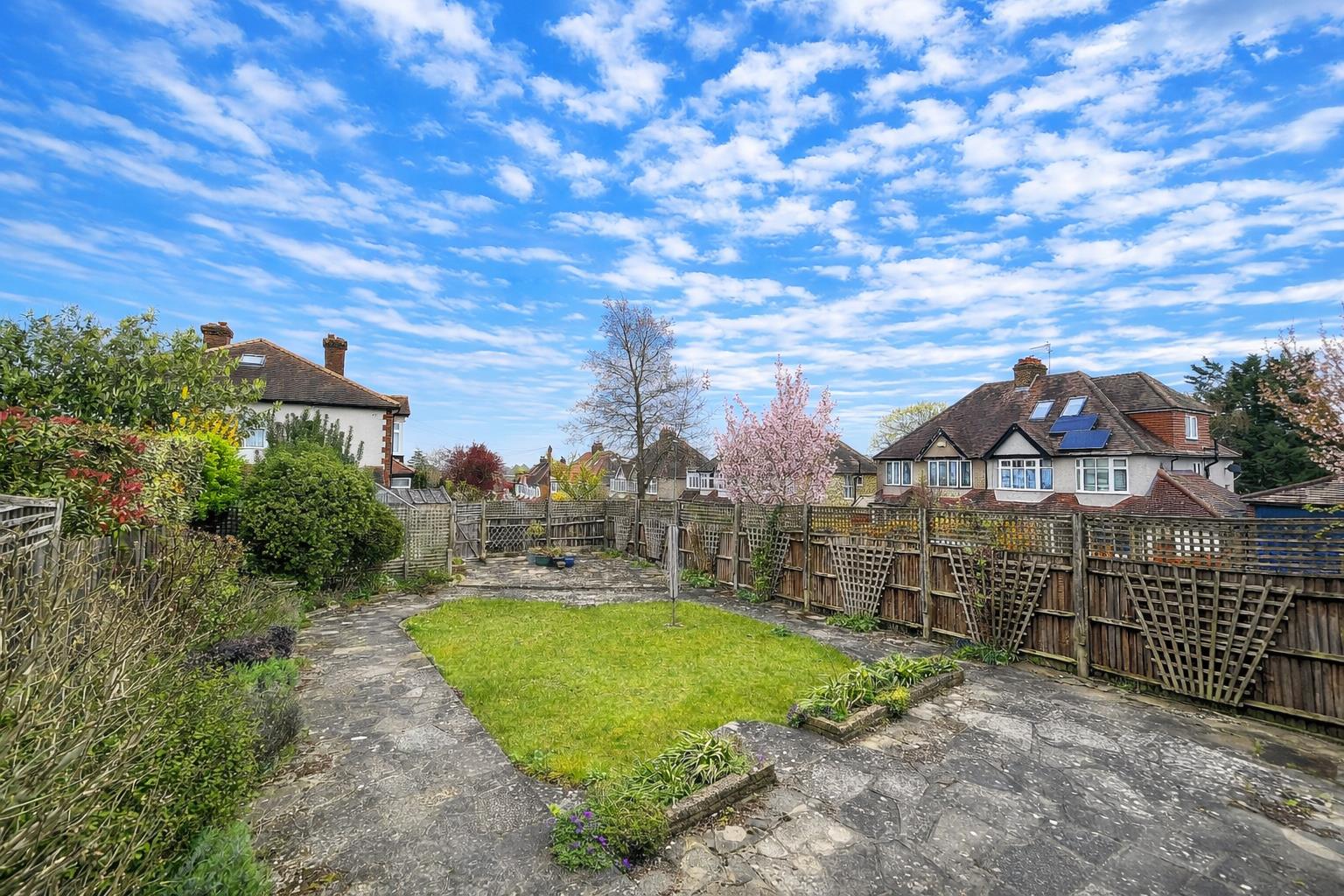 Farm Road, South Sutton
